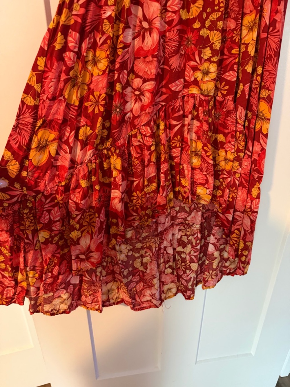 Red Floral Hi-Low Maxi Dress - Picture 6 of 7
